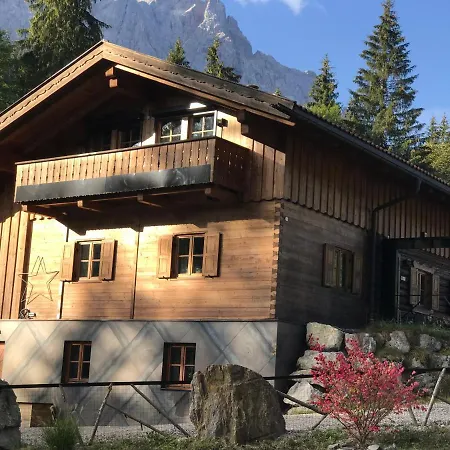 S - 5 Sterne Luxus Direkt Am Eibsee Und Zugspitze Horská chata Grainau